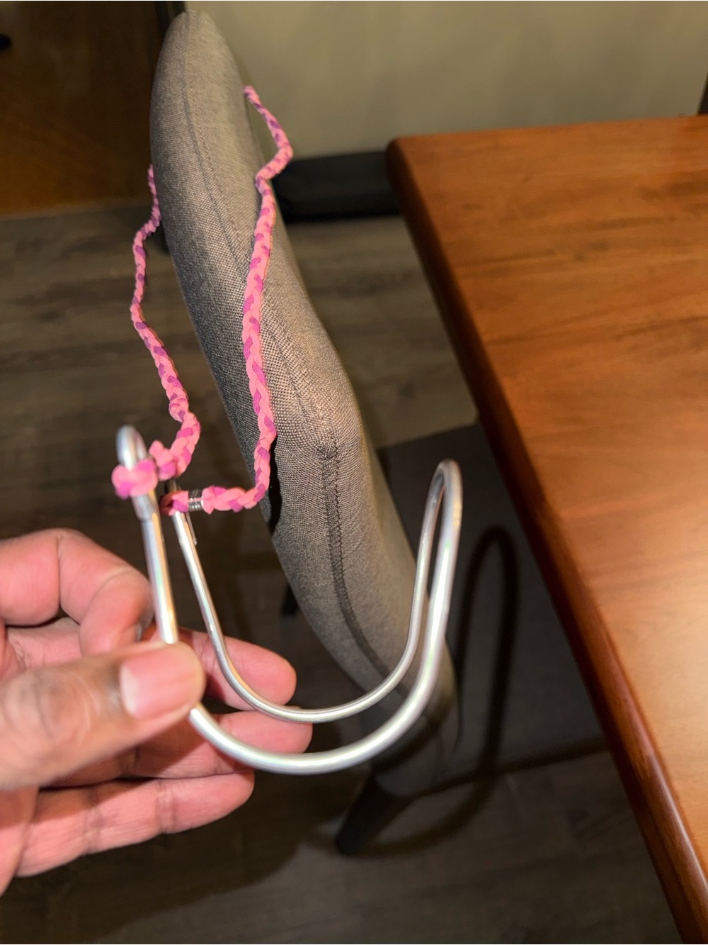 Men and women rope like Wine Glass Holder. Pink, black, brown, and red.